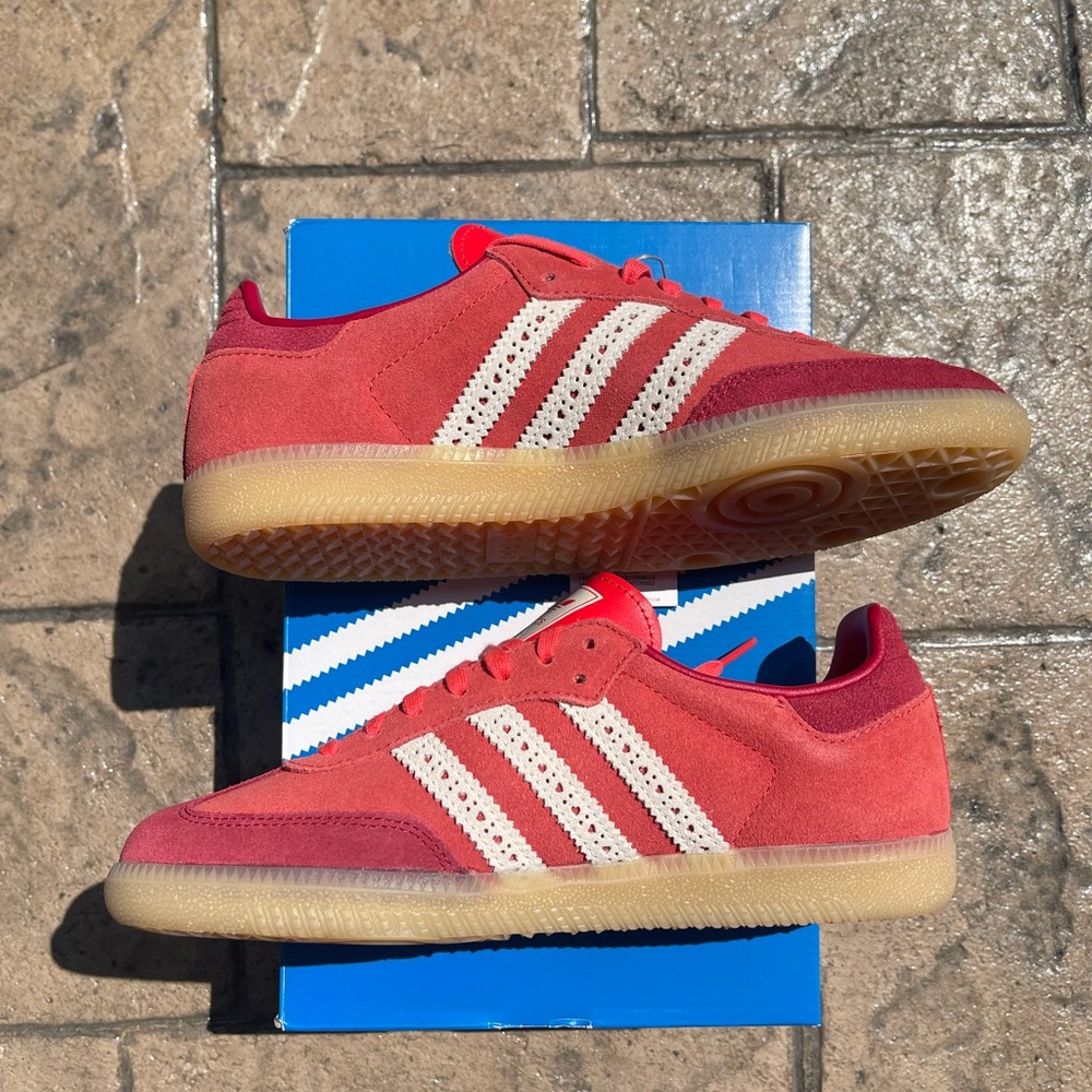 Adidas Samba ‘Valentines Day’ - Picture 2 of 5